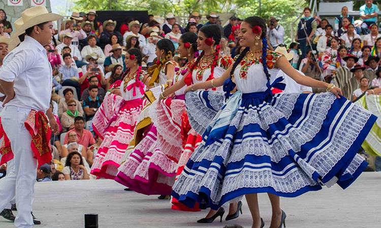 Aprende a bailar chilenas de la Costa de Oaxaca – RI Oaxaca